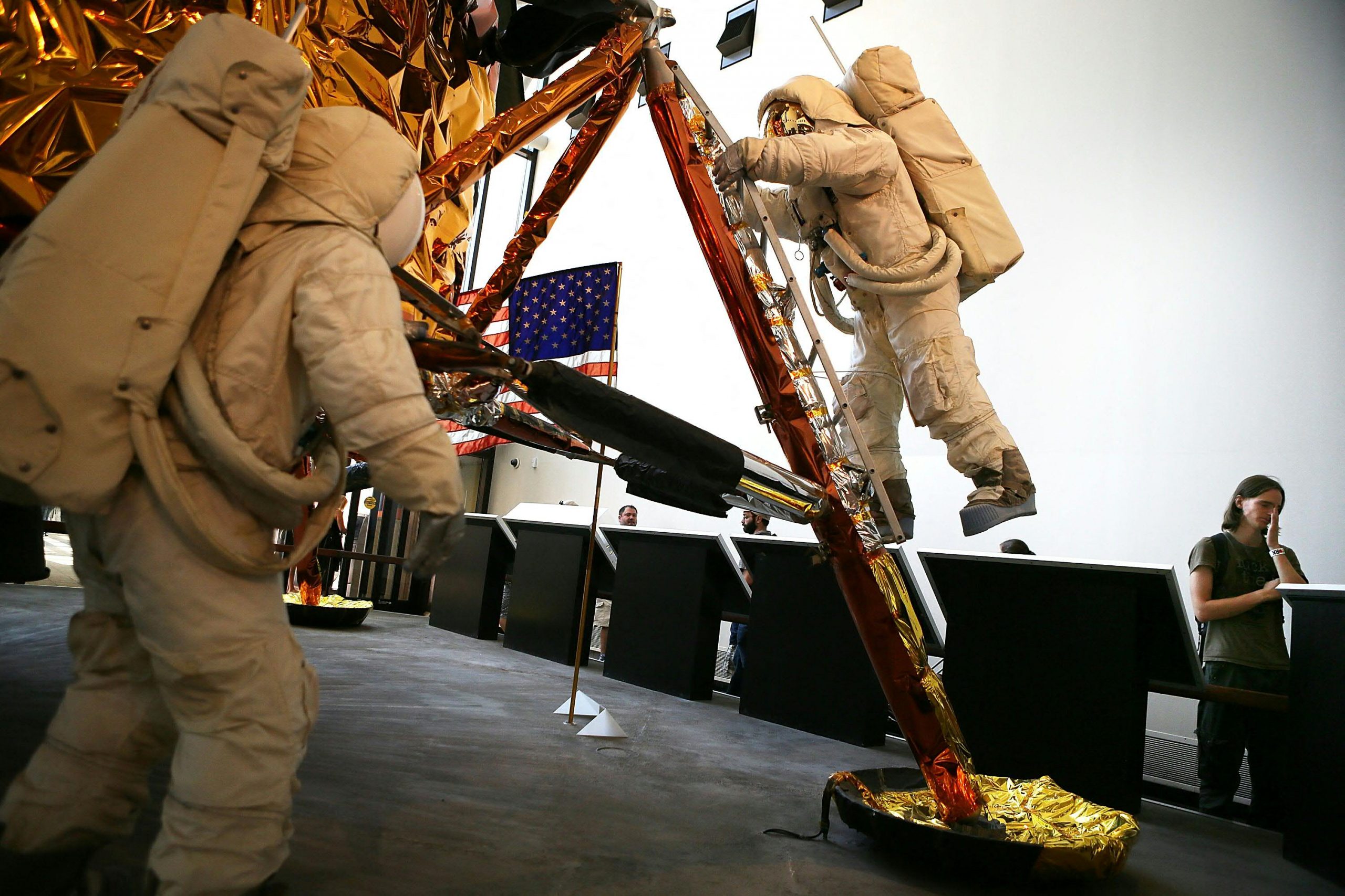 Image accompanying Das angebliche Verschwinden der Originalaufnahmen der Mondlandung aus den Archiven der US-Raumfahrtsbehörde NASA zeigt, dass die Mondlandung inszeniert war.