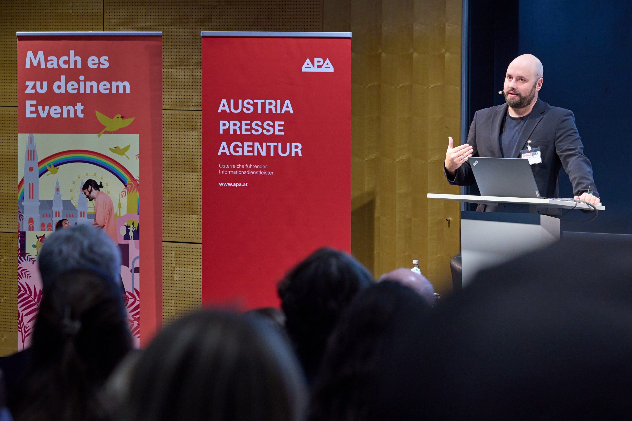 Florian Schmidt, Leiter des APA-Faktencheck-Teams, bei The Future of Fact Checking