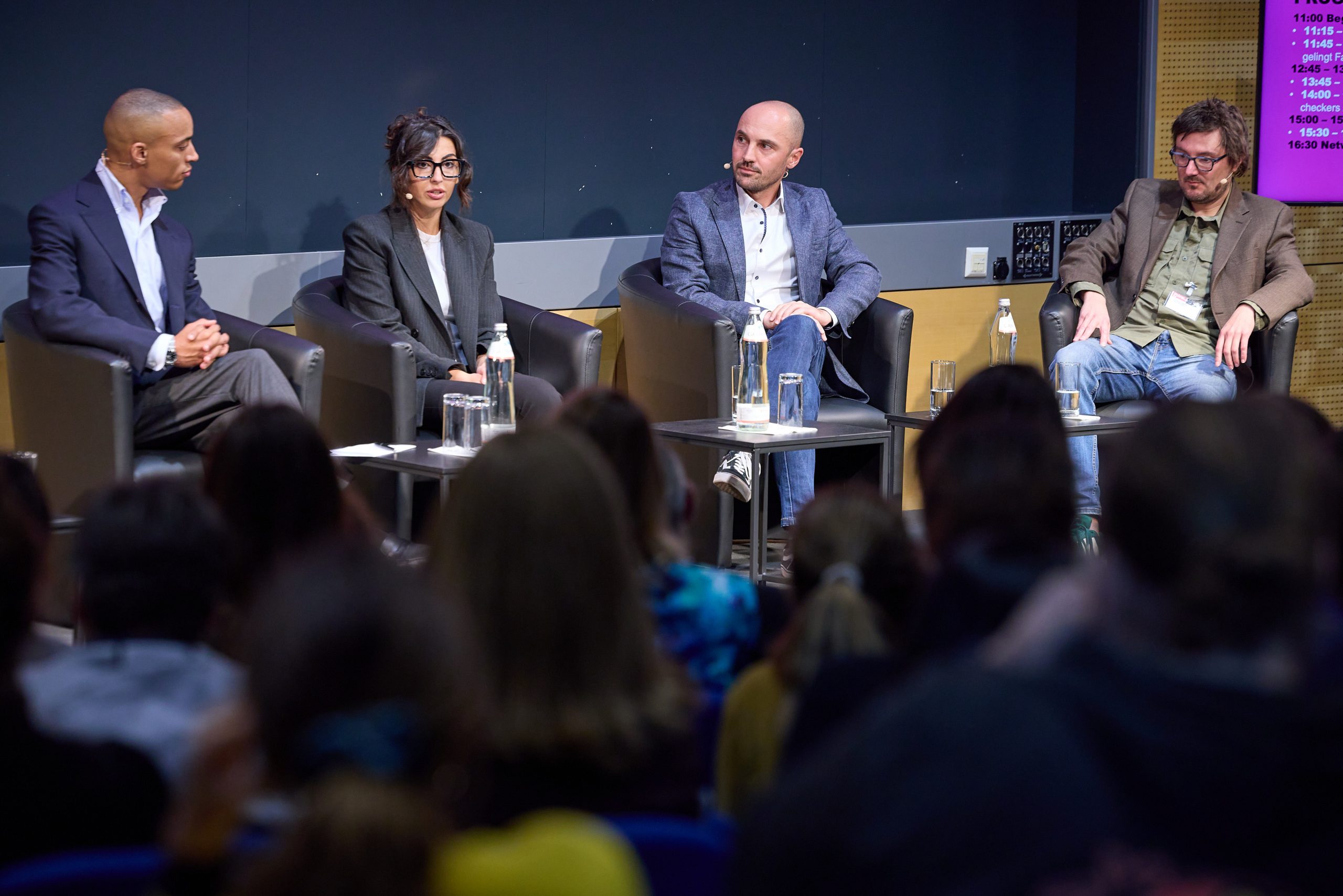 Panel 2 von The Future of Fact Checking